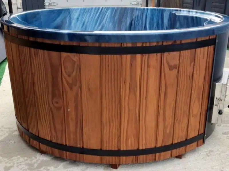 6 SZEMÉLYES CLASIC IN INTEGRÁLT KÁLYHÁS PRÉMIUM AKRIL DÉZSAFÜRDŐ WELLNESS CSOMAGBAN 6 6 személyes clasic in integrált kályhás akril dézsafürdő-4