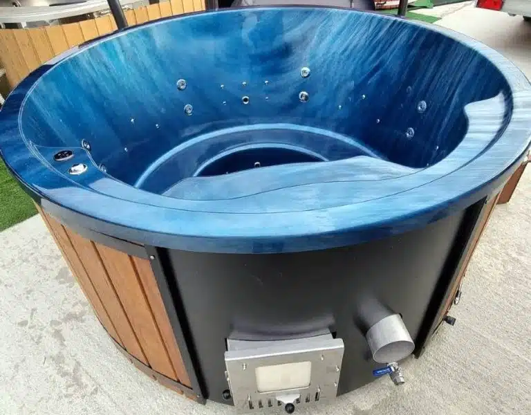 6 SZEMÉLYES CLASIC IN INTEGRÁLT KÁLYHÁS PRÉMIUM AKRIL DÉZSAFÜRDŐ WELLNESS CSOMAGBAN 1 6 személyes clasic in integrált kályhás akril dézsafürdő