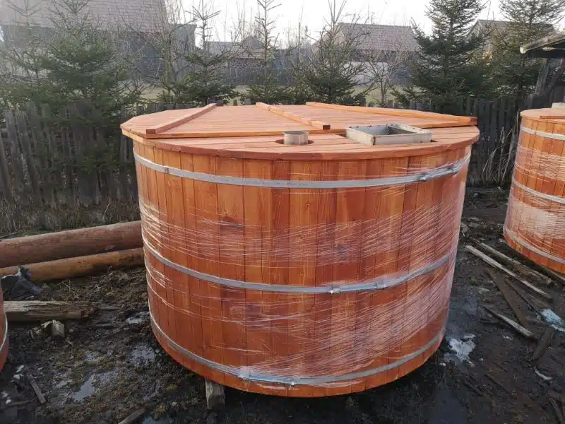 8 SZEMÉLYES FA PRÉMIUM DÉZSAFÜRDŐ 6 8 személyes dézsafürdő-5