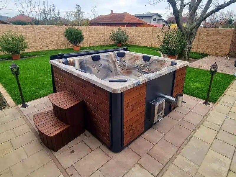 GRANDE 8 SZEMÉLYES NÉGYSZÖGLETES AKRIL DÉZSAFÜRDŐ INTEGRÁLT KÁLYHÁVAL 1 Grande 8 személyes akril dézsafürdő integrált kályhával