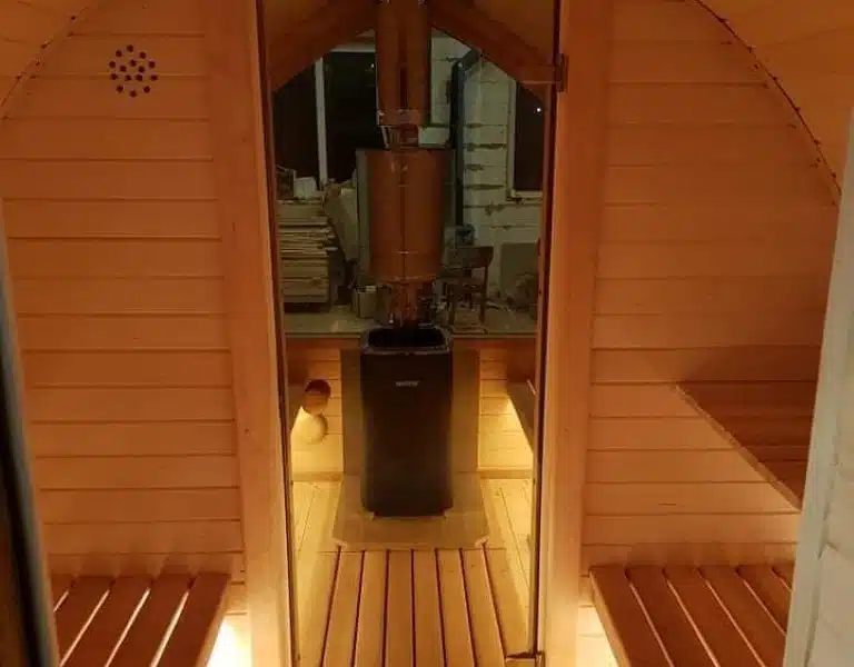 6 SZEMÉLYES LEVÉL ALAKÚ SZAUNA 9 KW ELEKTROMOS KÁLYHÁVAL 2 Levélszauna-2