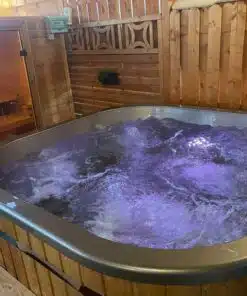 MALIBU 8 SZEMÉLYES NÉGYSZÖGLETES AKRIL DÉZSAFÜRDŐ KÜLSŐ KÁLYHÁVAL 10 Malibu akril dézsafürdő külső kályhával-1