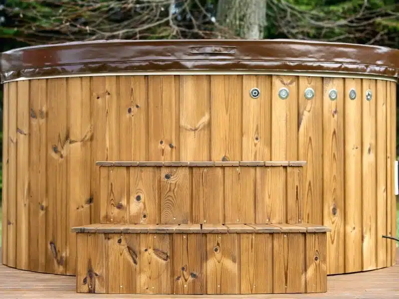 MÁLTA 6 SZEMÉLYES ELEKTROMOS ÜVEGSZÁLAS DÉZSAFÜRDŐ WELLNESS CSOMAGBAN 3 Málta 6 személyes elektromos üvegszálas dézsafürdő-7