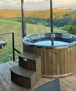 MÁLTA 6 SZEMÉLYES INTEGRÁLT KÁLYHÁS ÜVEGSZÁLAS DÉZSAFÜRDŐ THERMOTETŐVEL, WELLNESS CSOMAGBAN 45 Málta üvegszálas integrált kályhás dézsafürdő-2