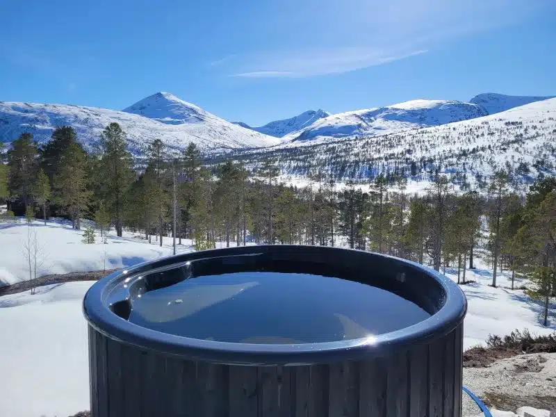 MÁLTA 6 SZEMÉLYES INTEGRÁLT KÁLYHÁS ÜVEGSZÁLAS DÉZSAFÜRDŐ THERMOTETŐVEL, WELLNESS CSOMAGBAN 31 Málta üvegszálas integrált kályhás dézsafürdő-30