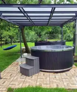 MÁLTA 6 SZEMÉLYES INTEGRÁLT KÁLYHÁS ÜVEGSZÁLAS DÉZSAFÜRDŐ THERMOTETŐVEL, WELLNESS CSOMAGBAN 76 Málta üvegszálas integrált kályhás dézsafürdő-33