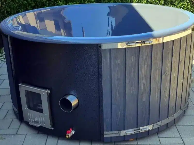 MÁLTA 6 SZEMÉLYES INTEGRÁLT KÁLYHÁS ÜVEGSZÁLAS DÉZSAFÜRDŐ THERMOTETŐVEL, WELLNESS CSOMAGBAN 35 Málta üvegszálas integrált kályhás dézsafürdő-34