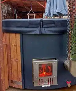 MÁLTA 6 SZEMÉLYES INTEGRÁLT KÁLYHÁS ÜVEGSZÁLAS DÉZSAFÜRDŐ THERMOTETŐVEL, WELLNESS CSOMAGBAN 79 Málta üvegszálas integrált kályhás dézsafürdő-36