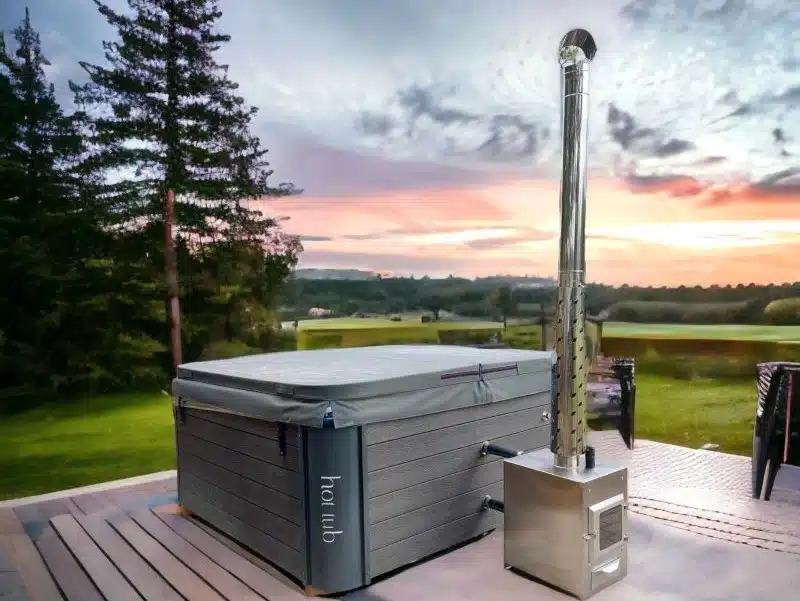 MONACO OUT KÜLSŐ KÁLYHÁS NÉGYSZÖG ALAKÚ AKRIL DÉZSAFÜRDŐ 1 Monaco külső kályhás akril dézsafürdő