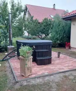 RUBIN 5-6 SZEMÉLYES PRÉMIUM NÉGYSZÖG ALAKÚ AKRIL DÉZSAFÜRDŐ KÜLSŐ KÁLYHÁVAL 29 Rubin akril külső kályhás dézsafürdő-13