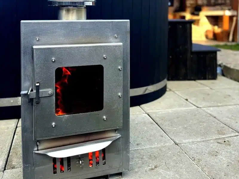 RUBIN 5-6 SZEMÉLYES PRÉMIUM NÉGYSZÖG ALAKÚ AKRIL DÉZSAFÜRDŐ KÜLSŐ KÁLYHÁVAL 16 Rubin akril külső kályhás dézsafürdő-15