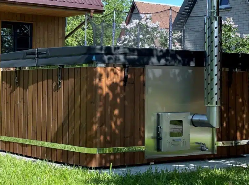 Palermo négyszögletes 8 személyes üvegszálas dézsafürdő integrált kályhával 1 Palermo négyszögletes 8 személyes üvegszálas dézsafürdő integrált kályhával