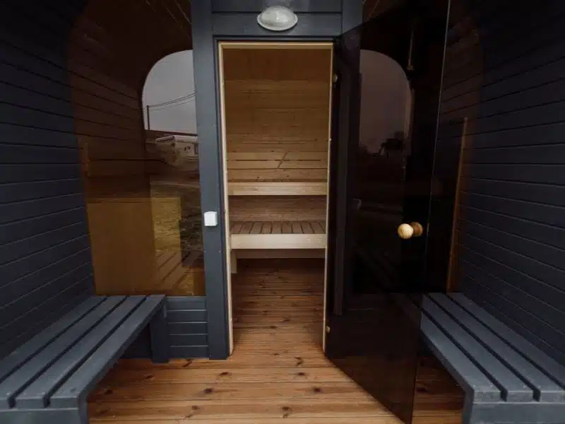 MANGA 4-6 személyes szauna elektromos kályhával, kétszintes padokkal 5 MANGA 4-6 személyes szauna elektromos kályhával, kétszintes padokkal 5