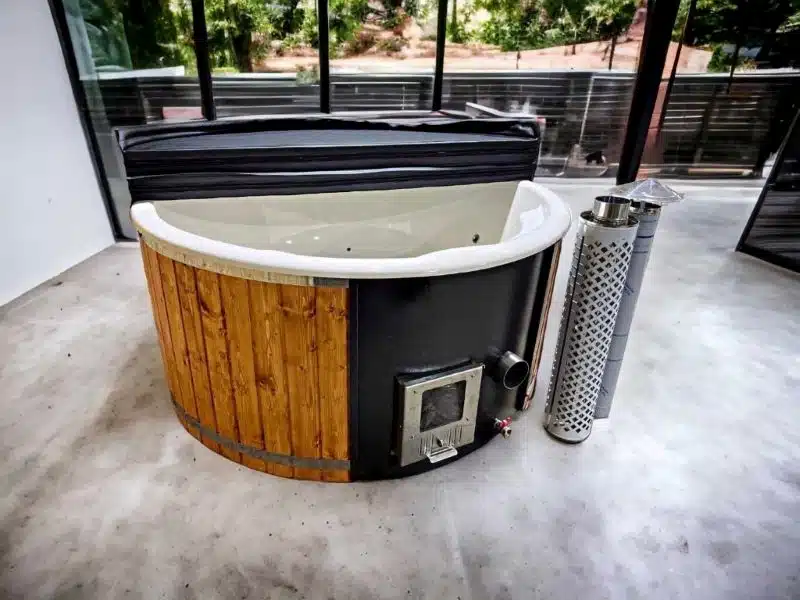 LUX IN SÓZHATÓ 5 személyes INTEGRÁLT KÁLYHÁS PRÉMIUM AKRIL dézsafürdő szürke vagy fehér betéttel 4 LUX IN SÓZHATÓ 5 személyes INTEGRÁLT KÁLYHÁS PRÉMIUM AKRIL dézsafürdő szürke vagy fehér betéttel 4