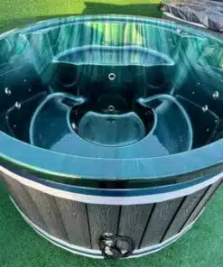 5 személyes CLASIC IN WPC ZÖLD MÁRVÁNY INTEGRÁLT KÁLYHÁS PRÉMIUM AKRIL dézsafürdő wellness csomagban 2