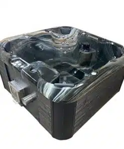 TOPÁZ PRÉMIUM AKRIL 4 személyes INTEGRÁLT fatüzelésű jacuzzi 2