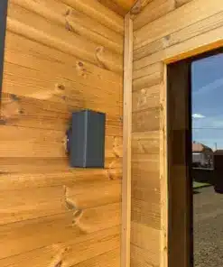 6 SZEMÉLYES TÁTRA SZAUNA – 9kW-OS ELEKTROMOS HARVIA KÁLYHÁVAL 47 6 SZEMÉLYES TÁTRA SZAUNA – 9kW-OS ELEKTROMOS HARVIA KÁLYHÁVAL