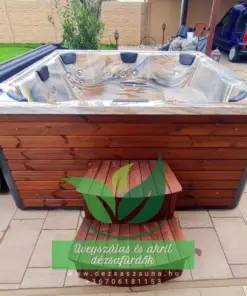 Grande 8 személyes Négyszögletes akril 8 személyes dézsafürdő integrált kályhával 36 Grande 8 személyes Négyszögletes akril 8 személyes dézsafürdő integrált kályhával