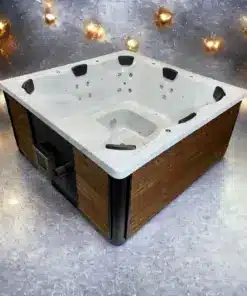 Grande 8 személyes Négyszögletes akril 8 személyes dézsafürdő GECKO 3 KW elektromos fűtéssel