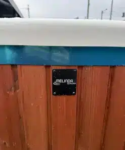 JADE – 2 SZEMÉLYES OVÁLIS PRÉMIUM AKRIL DÉZSAFÜRDŐ KÜLSŐ FATÜZELÉSŰ KÁLYHÁVAL 23 JADE – 2 SZEMÉLYES OVÁLIS PRÉMIUM AKRIL DÉZSAFÜRDŐ KÜLSŐ FATÜZELÉSŰ KÁLYHÁVAL