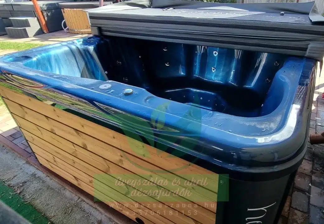 MONACO OUT THERMOWOOD KÜLSŐ KÁLYHÁS NÉGYSZÖG alakú AKRIL dézsafürdő 5 MONACO OUT THERMOWOOD KÜLSŐ KÁLYHÁS NÉGYSZÖG alakú AKRIL dézsafürdő