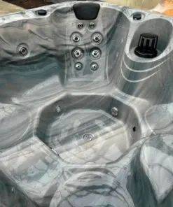 TOPÁZ PRÉMIUM AKRIL 4 személyes fatüzelésű jacuzzi 31 TOPÁZ PRÉMIUM AKRIL 4 személyes fatüzelésű jacuzzi