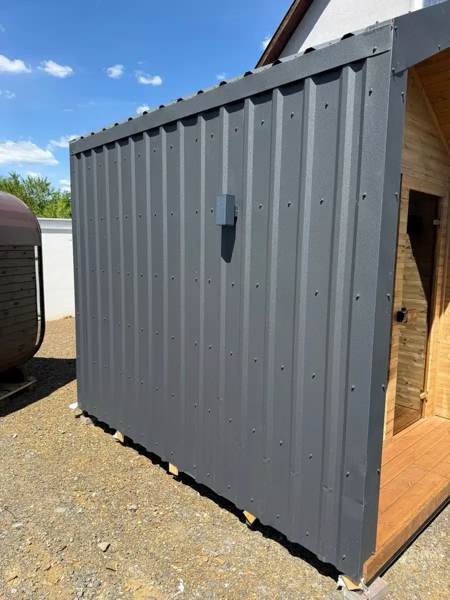 6 SZEMÉLYES TÁTRA SZAUNA – 9kW-OS ELEKTROMOS HARVIA KÁLYHÁVAL 4 6 SZEMÉLYES TÁTRA SZAUNA – 9kW-OS ELEKTROMOS HARVIA KÁLYHÁVAL