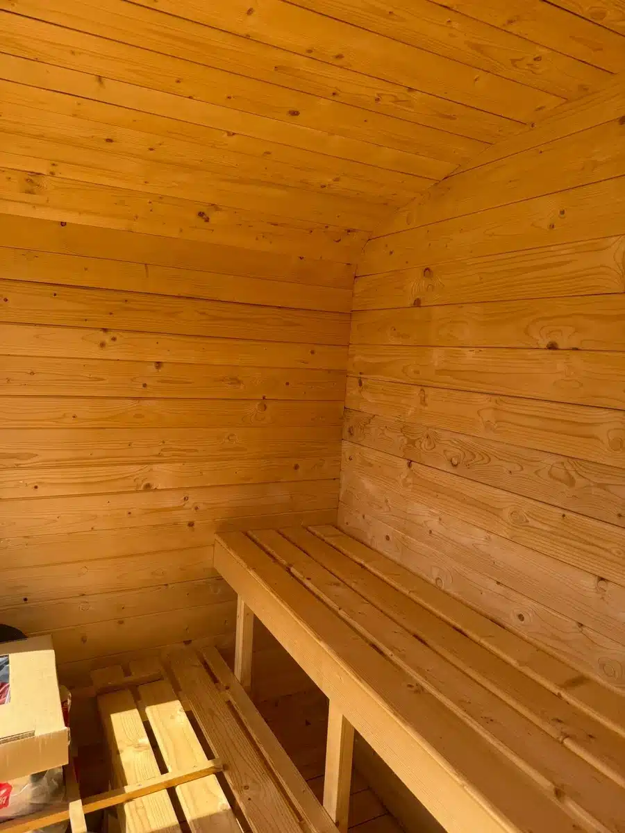 4 FŐS HARMONY SZAUNA – 12 kW HARVIA M3 FATÜZELÉSŰ KÁLYHÁVAL 8 4 FŐS HARMONY SZAUNA – 12 kW HARVIA M3 FATÜZELÉSŰ KÁLYHÁVAL