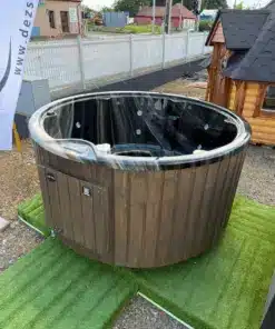 MEGÚJULT LUX IN - 6 SZEMÉLYES ELEKTROMOS PRÉMIUM MÁRVÁNY AKRIL DÉZSAFÜRDŐ, WELLNESS CSOMAGBAN
