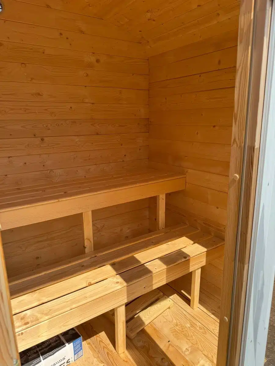4 FŐS HARMONY SZAUNA – 12 kW HARVIA M3 FATÜZELÉSŰ KÁLYHÁVAL 5 4 FŐS HARMONY SZAUNA – 12 kW HARVIA M3 FATÜZELÉSŰ KÁLYHÁVAL