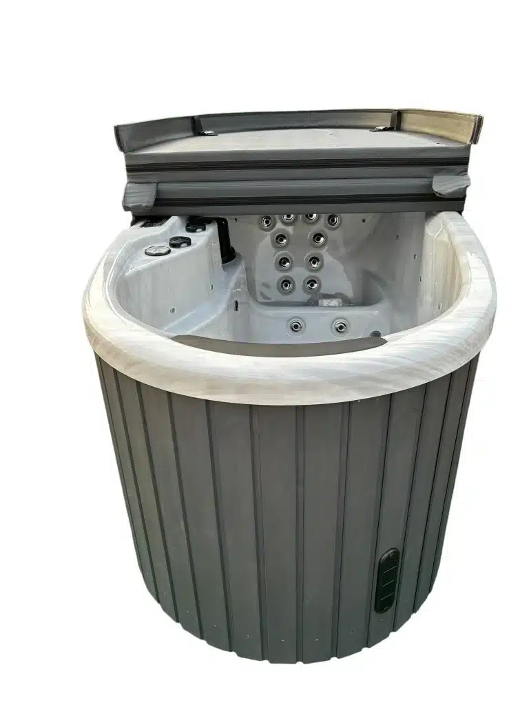 JADE 2 személyes ovális akril dézsafürdő külső kályhával 3 JADE 2 személyes ovális akril dézsafürdő külső kályhával