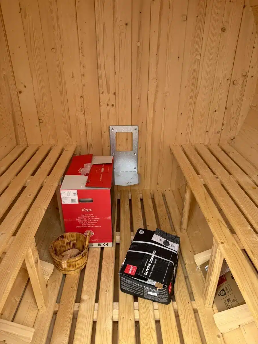 2 SZEMÉLYES MINI SZÉKELY SZAUNA – 6kW-OS HARVIA ELEKTROMOS KÁLYHÁVAL 5 2 SZEMÉLYES MINI SZÉKELY SZAUNA – 6kW-OS HARVIA ELEKTROMOS KÁLYHÁVAL