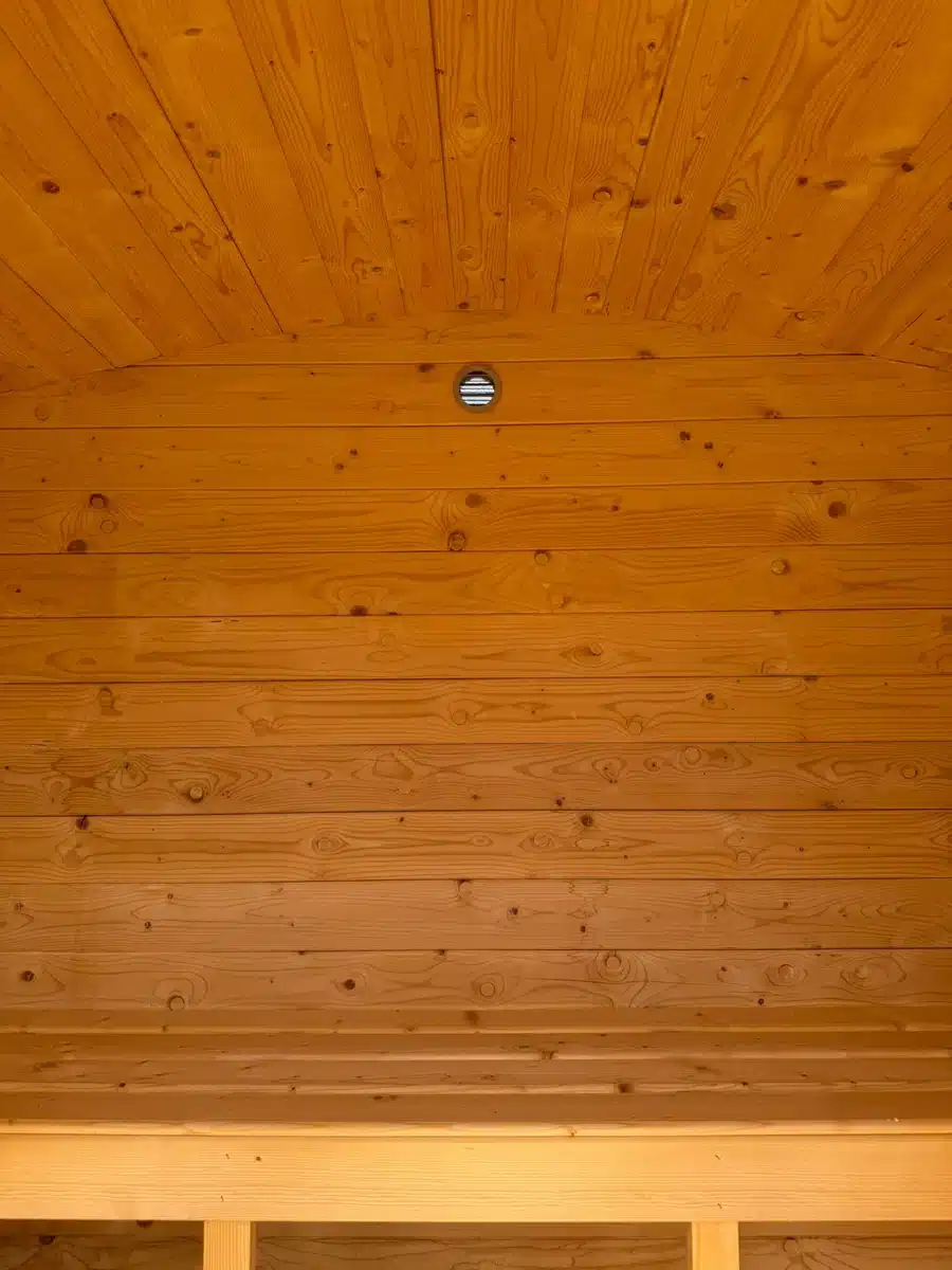 4 FŐS HARMONY SZAUNA – 12 kW HARVIA M3 FATÜZELÉSŰ KÁLYHÁVAL 11 4 FŐS HARMONY SZAUNA – 12 kW HARVIA M3 FATÜZELÉSŰ KÁLYHÁVAL