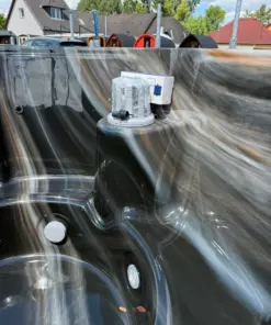 MEGÚJULT LUX IN - 6 SZEMÉLYES ELEKTROMOS PRÉMIUM MÁRVÁNY AKRIL DÉZSAFÜRDŐ, WELLNESS CSOMAGBAN 35 MEGÚJULT LUX IN - 6 SZEMÉLYES ELEKTROMOS PRÉMIUM MÁRVÁNY AKRIL DÉZSAFÜRDŐ, WELLNESS CSOMAGBAN