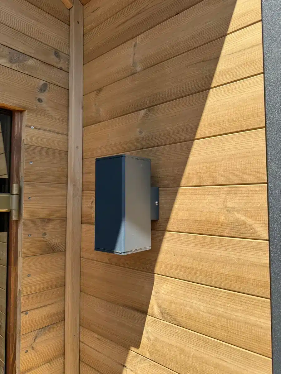 6 SZEMÉLYES TÁTRA SZAUNA – 9kW-OS ELEKTROMOS HARVIA KÁLYHÁVAL 10 6 SZEMÉLYES TÁTRA SZAUNA – 9kW-OS ELEKTROMOS HARVIA KÁLYHÁVAL