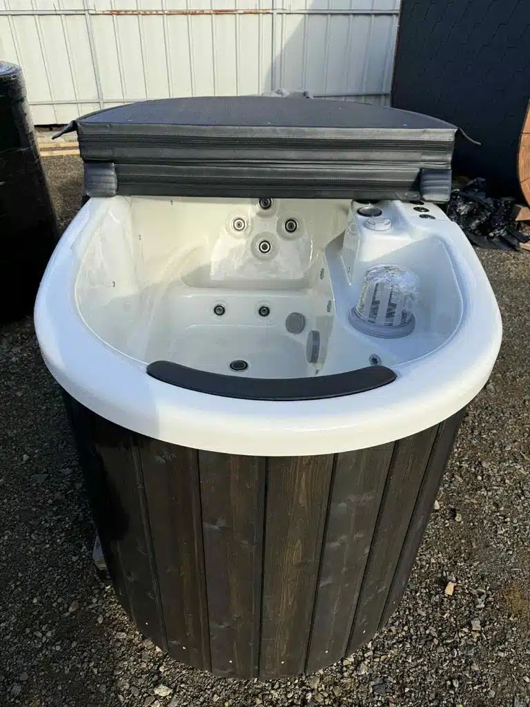 JADE 2 személyes prémium USA akril ovális dézsafürdő fehér vagy szürke színben PAHLEN 2 KW elektromos fűtéssel 9 JADE 2 személyes prémium USA akril ovális dézsafürdő fehér vagy szürke színben PAHLEN 2 KW elektromos fűtéssel