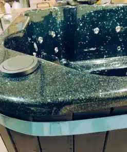 ZANZIBAR 6 személyes​ GLITTERES üvegszálas dézsafürdő KÜLSŐ KÁLYHÁVAL, WELLNESS csomagban